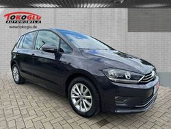 Grau Gebraucht 2015 VW Golf Sportsvan LOUNGE Van / Kleinbus | 11.990 € (Guter Preis)