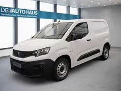 Weiß Gebraucht 2022 Peugeot Partner Premium Van / Kleinbus | 14.290 € (Guter Preis)