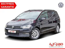 Schwarz Gebraucht 2018 VW Touran Comfortline Van / Kleinbus | 22.950 € (Etwas zu teuer)
