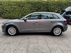 Grau Gebraucht 2016 Audi A3 Sportback Limousine | 16.980 € (Guter Preis)