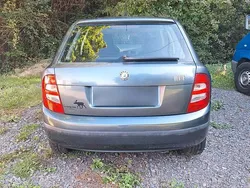 Grau Gebraucht 2004 Skoda Fabia Kleinwagen | 800 € (Guter Preis)