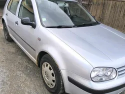 Silber Gebraucht 2001 VW Golf IV Kleinwagen | 700 € (Superpreis)