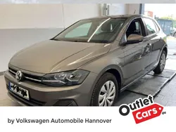 Limestone grey (metallic) Gebraucht 2019 VW Polo Comfortline Limousine | 14.490 € (Fairer Preis)