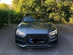 Grau Gebraucht 2017 Audi A4 Comfort Kombi | 18.500 € (Fairer Preis)