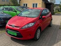 Rot Gebraucht 2011 Ford Fiesta Ambiente Kleinwagen | 2.499 € (Guter Preis)