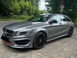Grau Gebraucht 2015 Mercedes CLA200 Shooting Brake AMG line Kombi | 15.800 € (Fairer Preis)