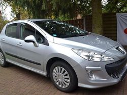 Gris aluminium Gebraucht 2008 Peugeot 308 Tendance Kleinwagen | 3.990 € (Fairer Preis)