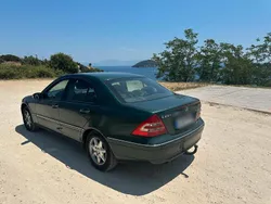 Grün Gebraucht 2001 Mercedes C200 Limousine | 2.700 € (Guter Preis)