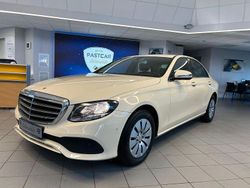 Gelb Gebraucht 2017 Mercedes E200 Limousine | 16.400 € (Guter Preis)