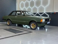 Grün Gebraucht 1979 Ford Taunus Limousine | 4.300 €