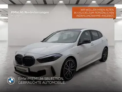 Weiß Gebraucht 2022 BMW M135 Performance Kleinwagen | 34.109 € (Fairer Preis)