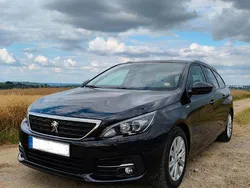 Schwarz Gebraucht 2018 Peugeot 308 Style Kombi | 10.900 € (Teuer)