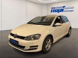Weiß Gebraucht 2016 VW Golf VII Comfortline Kleinwagen | 14.190 € (Fairer Preis)