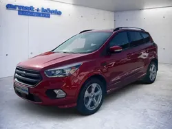 Rot Gebraucht 2017 Ford Kuga ST-Line SUV | 18.970 € (Etwas zu teuer)