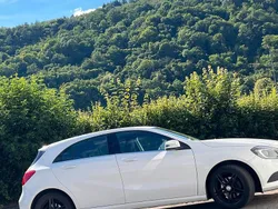 Weiß Gebraucht 2014 Mercedes A180 Urban Limousine | 13.300 € (Fairer Preis)