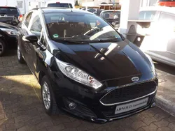 Iridiumschwarz metallic Gebraucht 2016 Ford Fiesta Celebration Kleinwagen | 8.290 € (Fairer Preis)