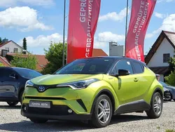Grün Gebraucht 2019 Toyota C-HR Edition SUV | 27.666 €