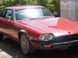 Rot Gebraucht 1978 Jaguar XJS Coupé | 5.750 €