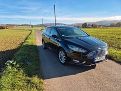 Schwarz Gebraucht 2015 Ford Focus Titanium Kombi | 5.400 € (Guter Preis)