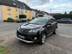 Braun Gebraucht 2016 Toyota RAV4 Edition-S SUV | 12.500 € (Fairer Preis)