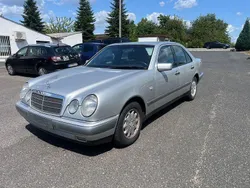 Silber Gebraucht 1997 Mercedes E200 Elegance Limousine | 1.950 € (Superpreis)
