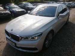 Weiß Gebraucht 2017 BMW 750L Limousine | 29.970 € (Fairer Preis)