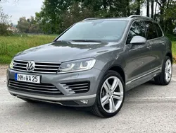 Grau Gebraucht 2014 VW Touareg R-line SUV | 16.450 € (Fairer Preis)