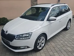 Weiß Gebraucht 2022 Skoda Fabia Ambition Kombi | 14.490 € (Guter Preis)