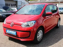 Rot Gebraucht 2014 VW up! move up! Kleinwagen | 4.499 €