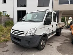 Weiß Gebraucht 2006 Iveco Daily Limousine | 4.900 € (Etwas zu teuer)