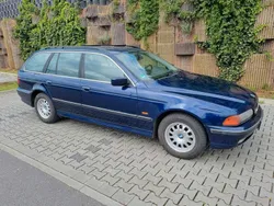 Blau Gebraucht 1998 BMW 528 Kombi | 1.499 € (Superpreis)