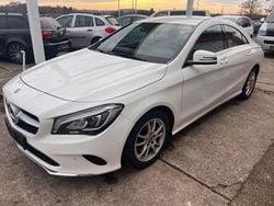 Weiß Gebraucht 2019 Mercedes CLA180 Limousine | 16.900 € (Etwas zu teuer)