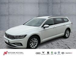 Oryxweiß perlmutteffekt Gebraucht 2022 VW Passat Business Kombi | 20.930 € (Guter Preis)