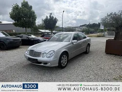 Silber Gebraucht 2004 Mercedes E220 Limousine | 5.200 € (Fairer Preis)