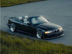 Schwarz Gebraucht 1996 BMW 328 Cabriolet M Sport Cabrio | 19.000 €