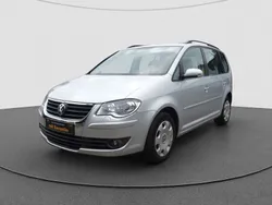 Silber Gebraucht 2007 VW Touran Trendline Van / Kleinbus | 7.390 € (Teuer)