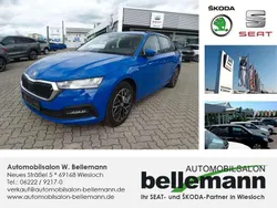 Blau Gebraucht 2022 Skoda Octavia Clever Kombi | 19.990 € (Guter Preis)