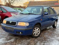 Blau Gebraucht 1999 Skoda Felicia Limousine | 1.250 €