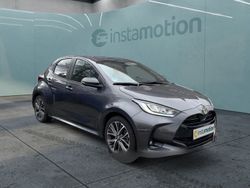 Grau Gebraucht 2024 Toyota Yaris Hybrid Style Kleinwagen | 28.990 € (Etwas zu teuer)