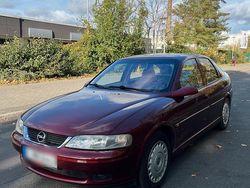 Andere farben Gebraucht 2000 Opel Vectra Limousine | 2.200 € (Fairer Preis)