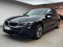 Saphirschwarz metallic Gebraucht 2022 BMW 320e Efficient Dynamics Kombi | 24.990 € (Guter Preis)