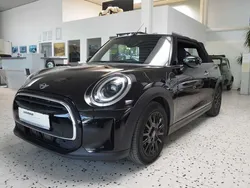 Midnight black metallic Gebraucht 2021 Mini ONE Kleinwagen | 19.950 € (Teuer)