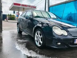 Schwarz Gebraucht 2007 Mercedes C200 Coupé | 1.550 €