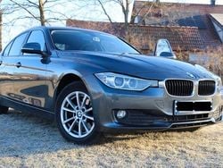 Grau Gebraucht 2014 BMW 320 Limousine | 11.995 € (Fairer Preis)