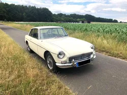 Weiß Gebraucht 1967 MG B GT Coupé | 14.500 €