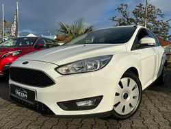 Weiß Gebraucht 2015 Ford Focus Trend Limousine | 7.590 € (Teuer)