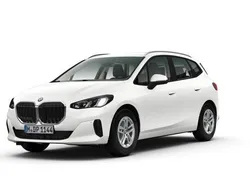 Weiß Gebraucht 2022 BMW 218 Active Tourer Van / Kleinbus | 25.930 €