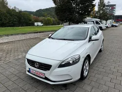 Weiß Gebraucht 2013 Volvo V40 Kombi | 5.650 € (Superpreis)