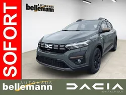 Grün Neu 2024 Dacia Sandero Extreme Kleinwagen | 22.540 € (Etwas zu teuer)