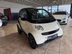 Schwarz Gebraucht 2006 Smart ForTwo Coupé Basis Coupé | 2.490 € (Fairer Preis)